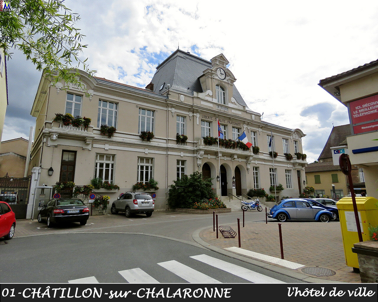 01CHATILLON-CHALARONNE_mairie_100.jpg