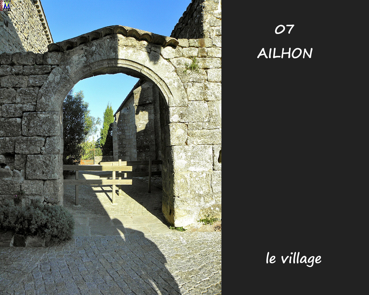 07AILHON_village_110.jpg