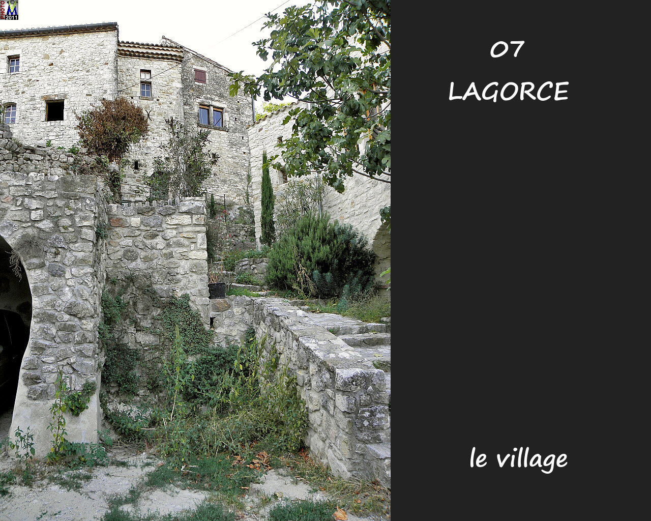 07LAGORCE_village_120.jpg
