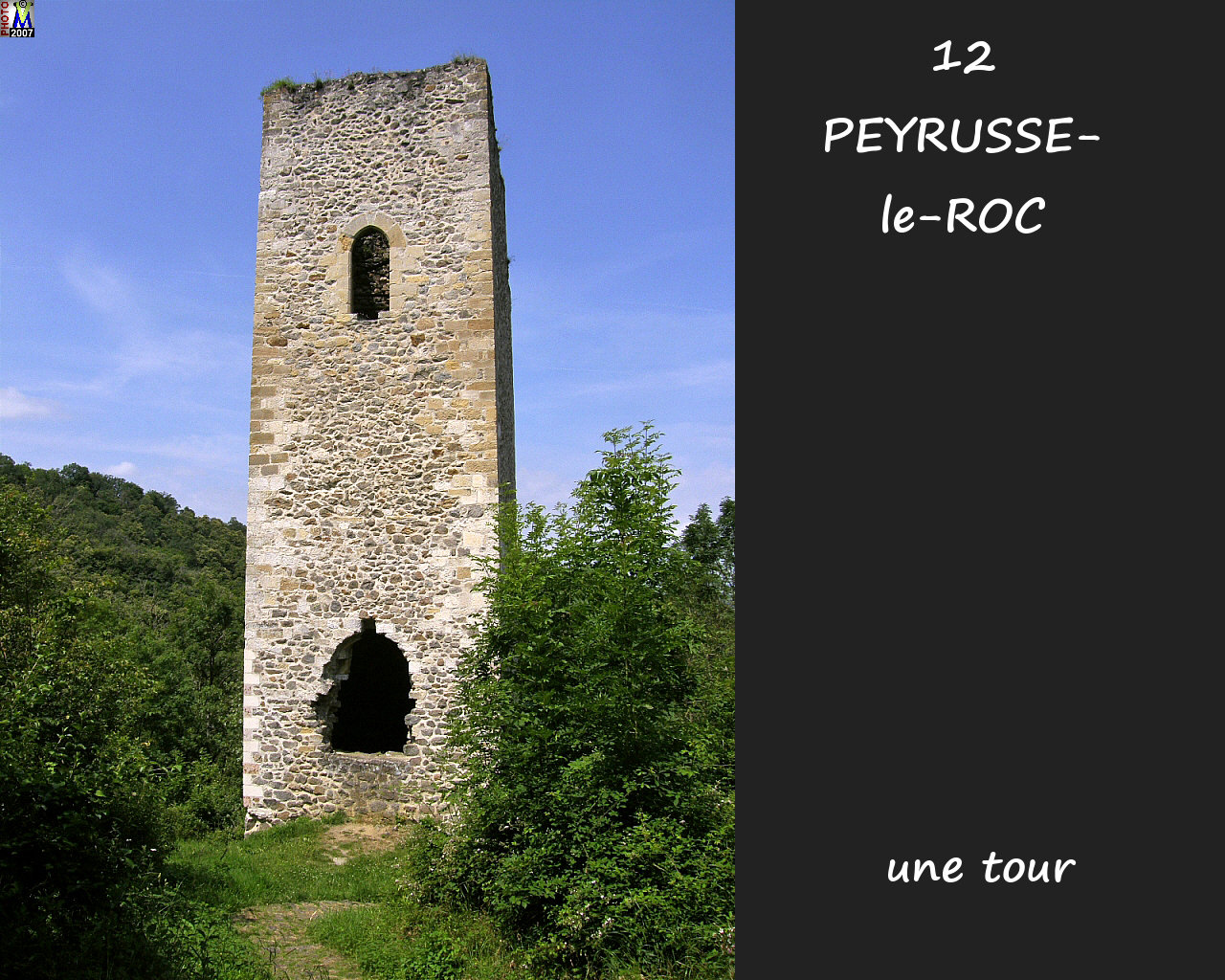 12PEYRUSSE-ROC_ruines-tour_100.jpg