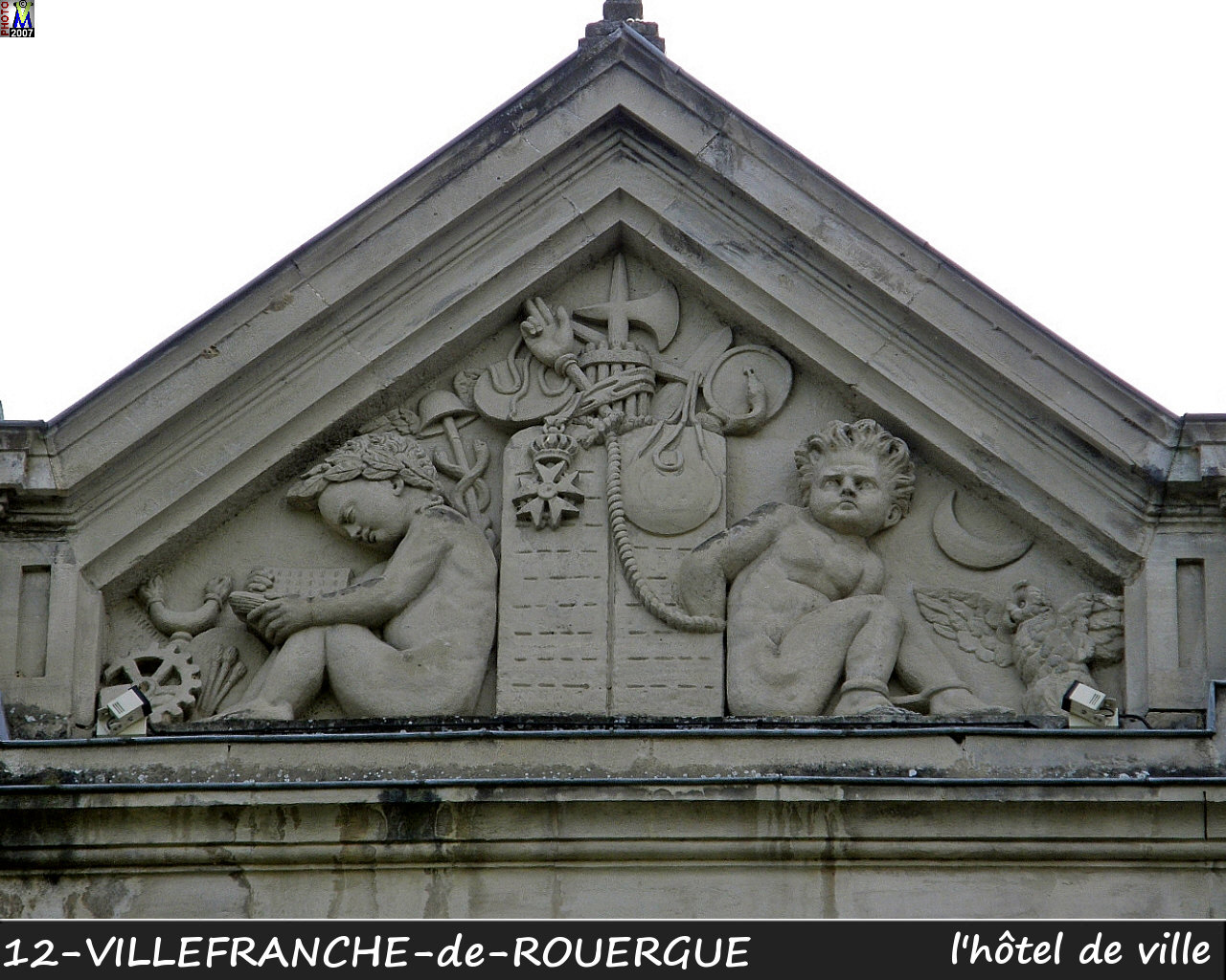 12VILLEFRANCHE-ROUERGUE_mairie_104.jpg