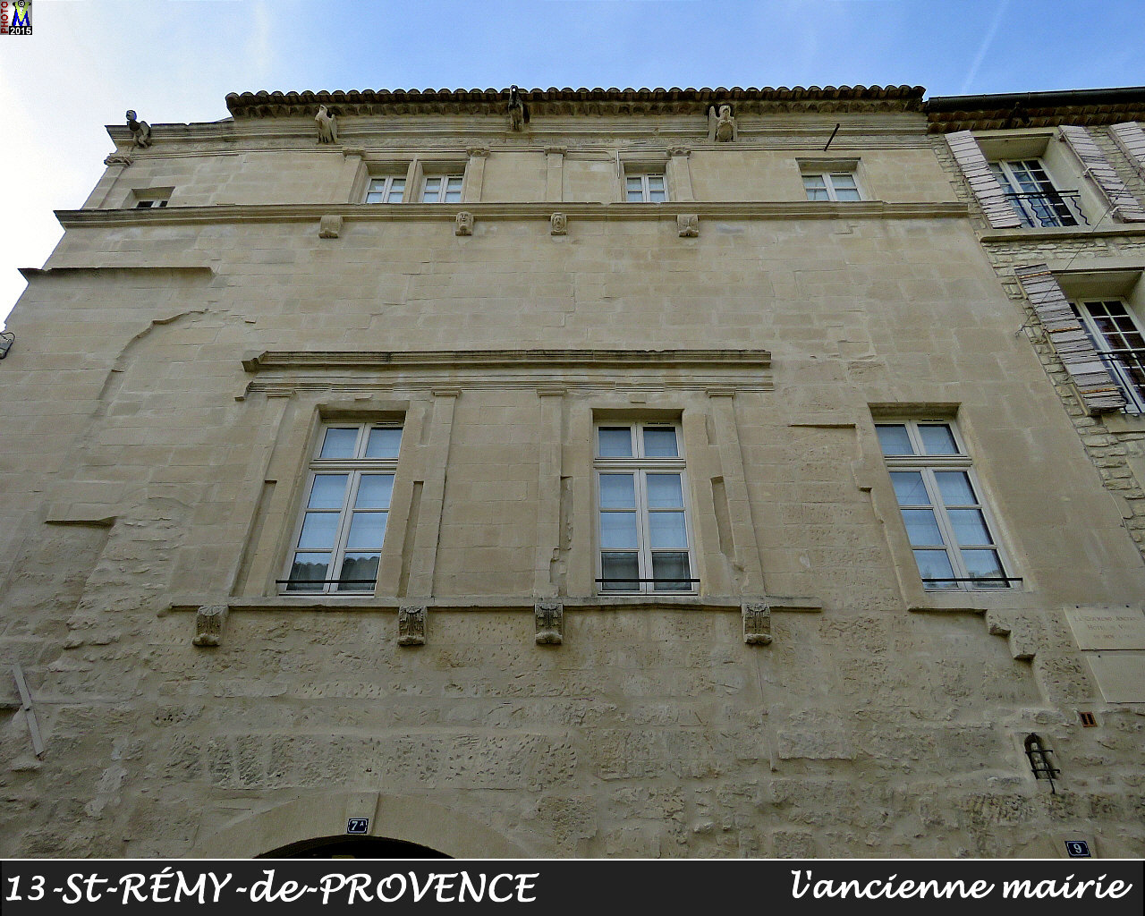 13StREMY-PROVENCE_mairie_204.jpg