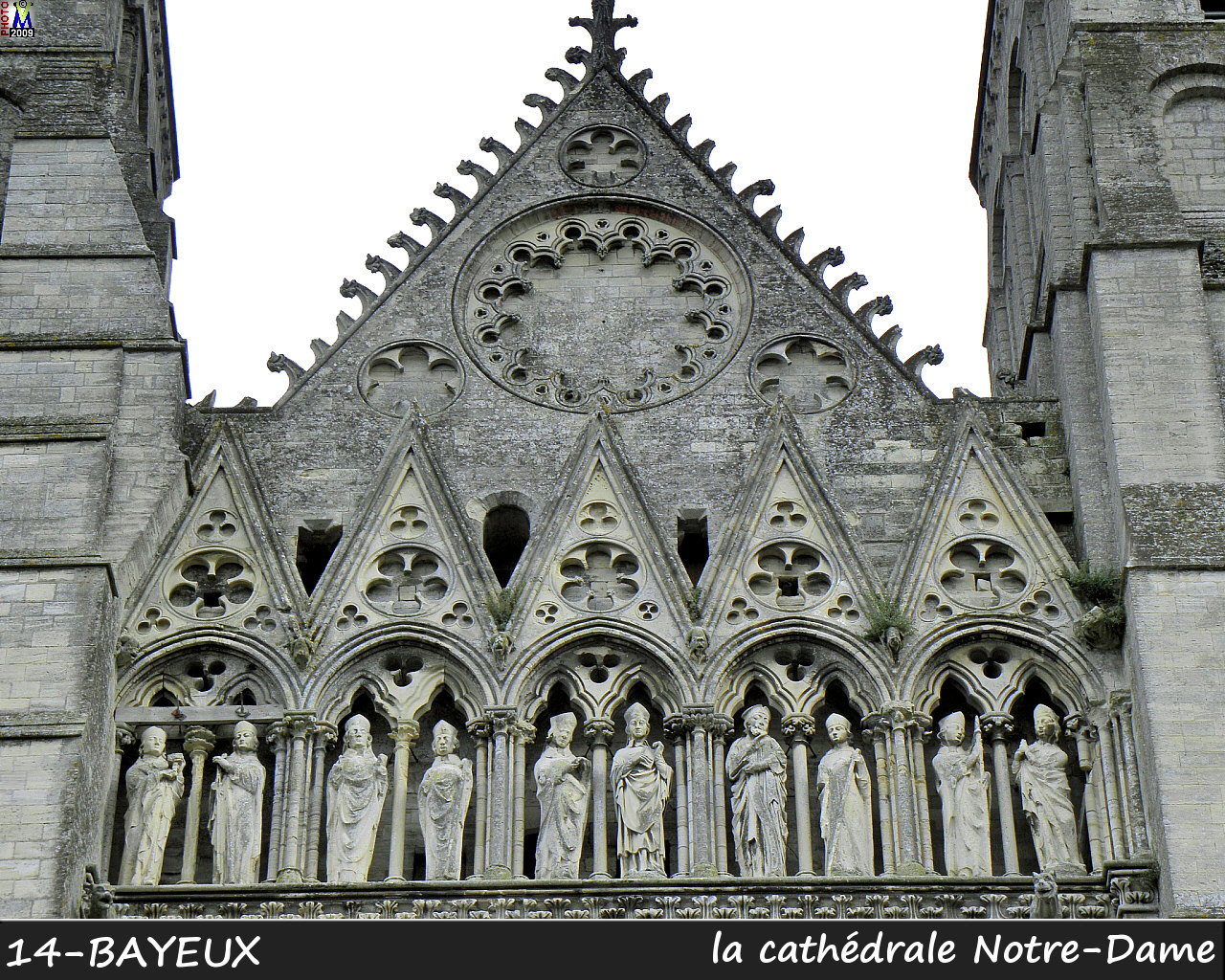 14BAYEUX_cathedrale_136.jpg