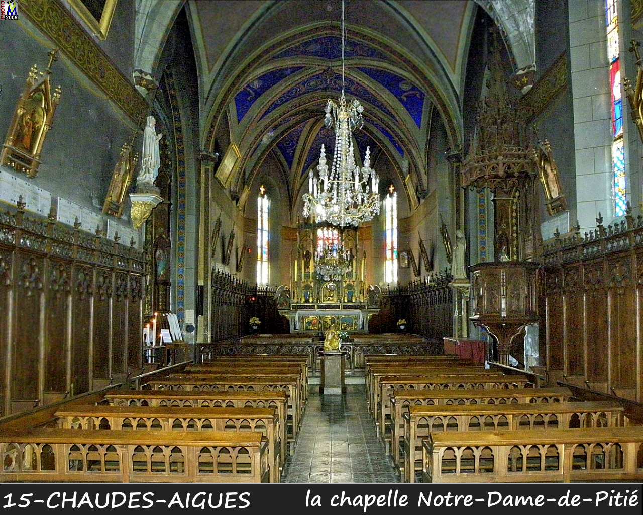15CHAUDES-AIGUES_chapelle_200.jpg
