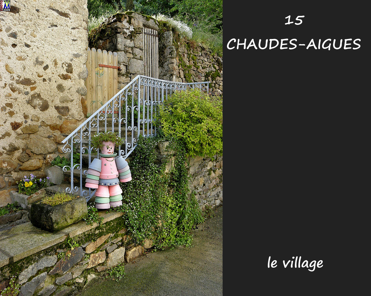 15CHAUDES-AIGUES_village_112.jpg