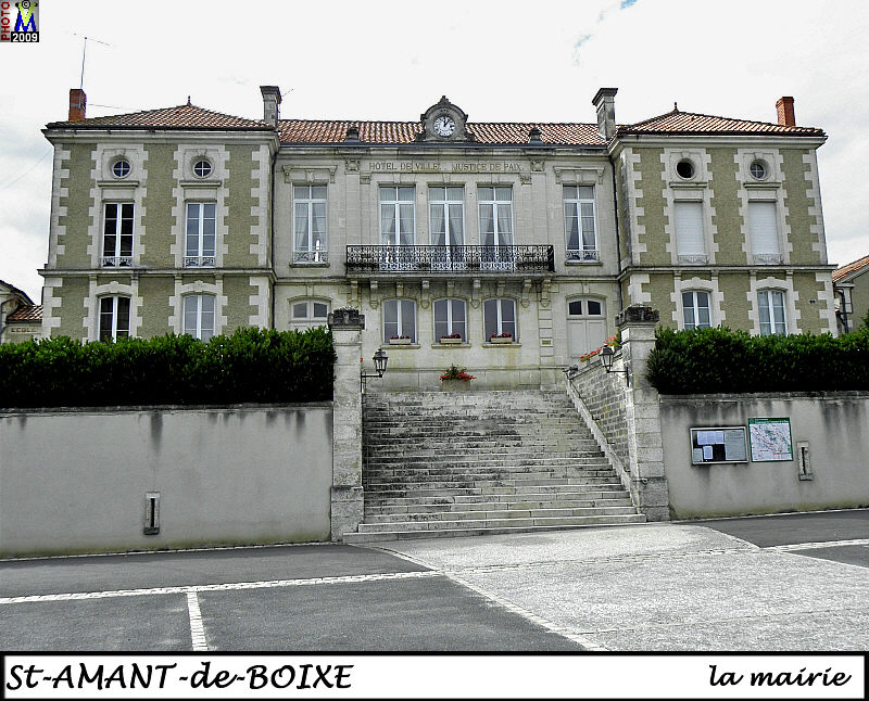 16StAMANT-BOIXE_mairie_100.jpg