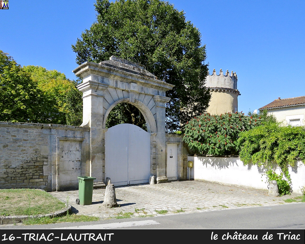 16TRIAC-LAUTRAIT_chateau_102.jpg
