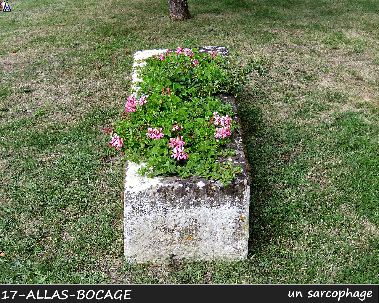 17ALLAS-BOCAGE_sarcophage_1000.jpg