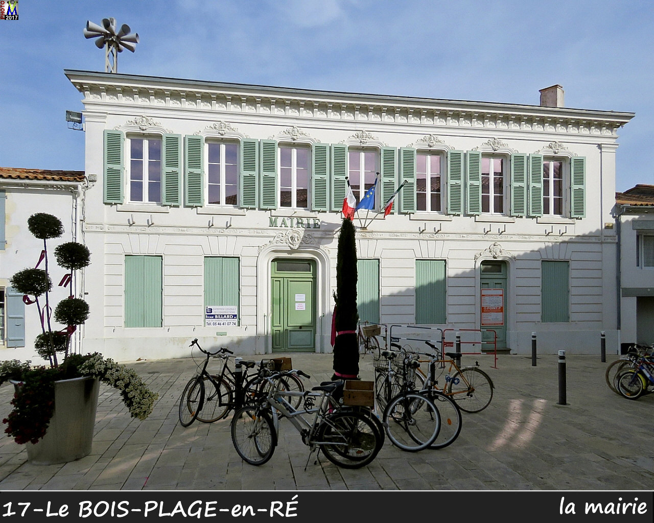 17BOIS-PLAGE_mairie_100.jpg
