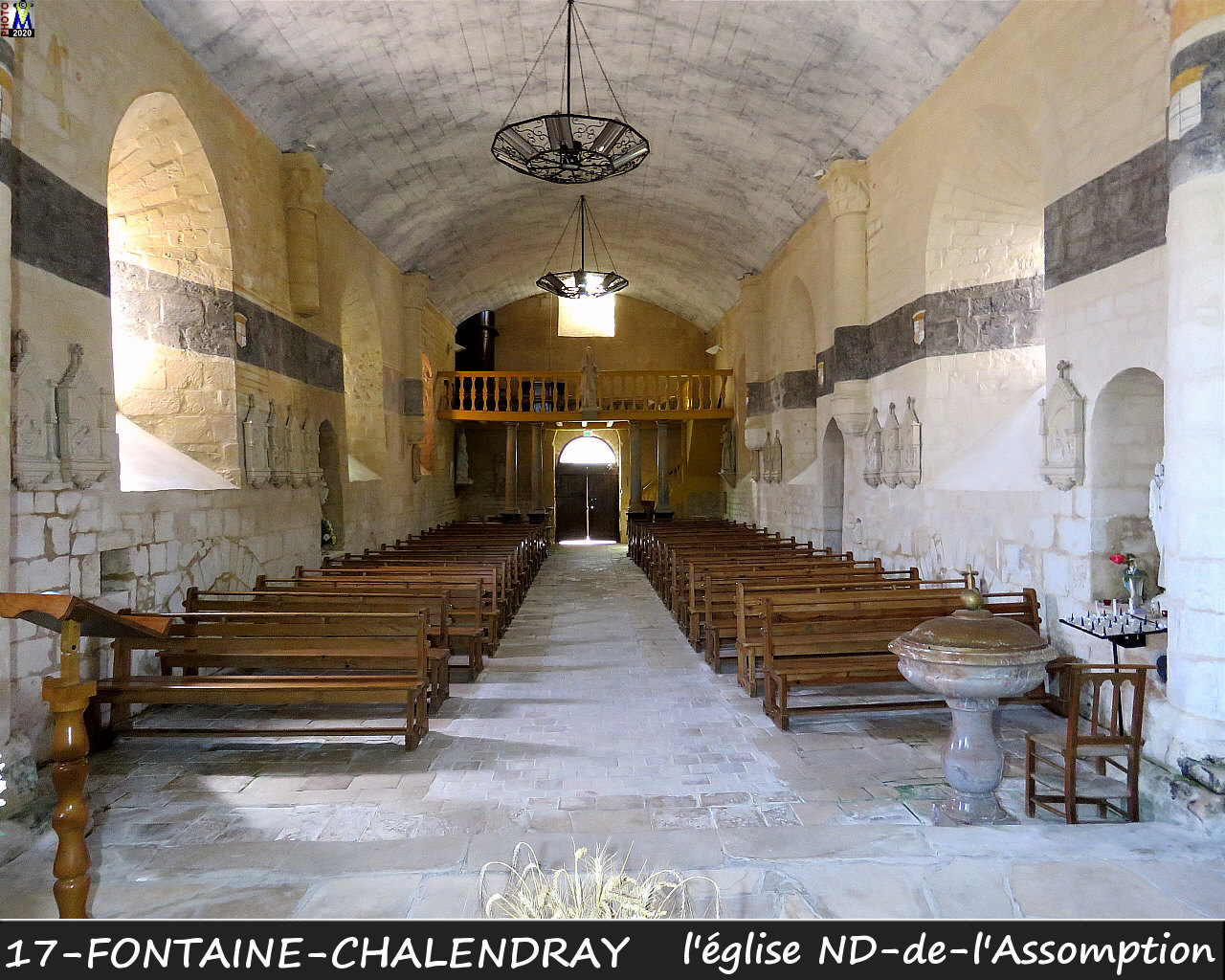17FONTAINE-CHALENDRAY_eglise_1102.jpg