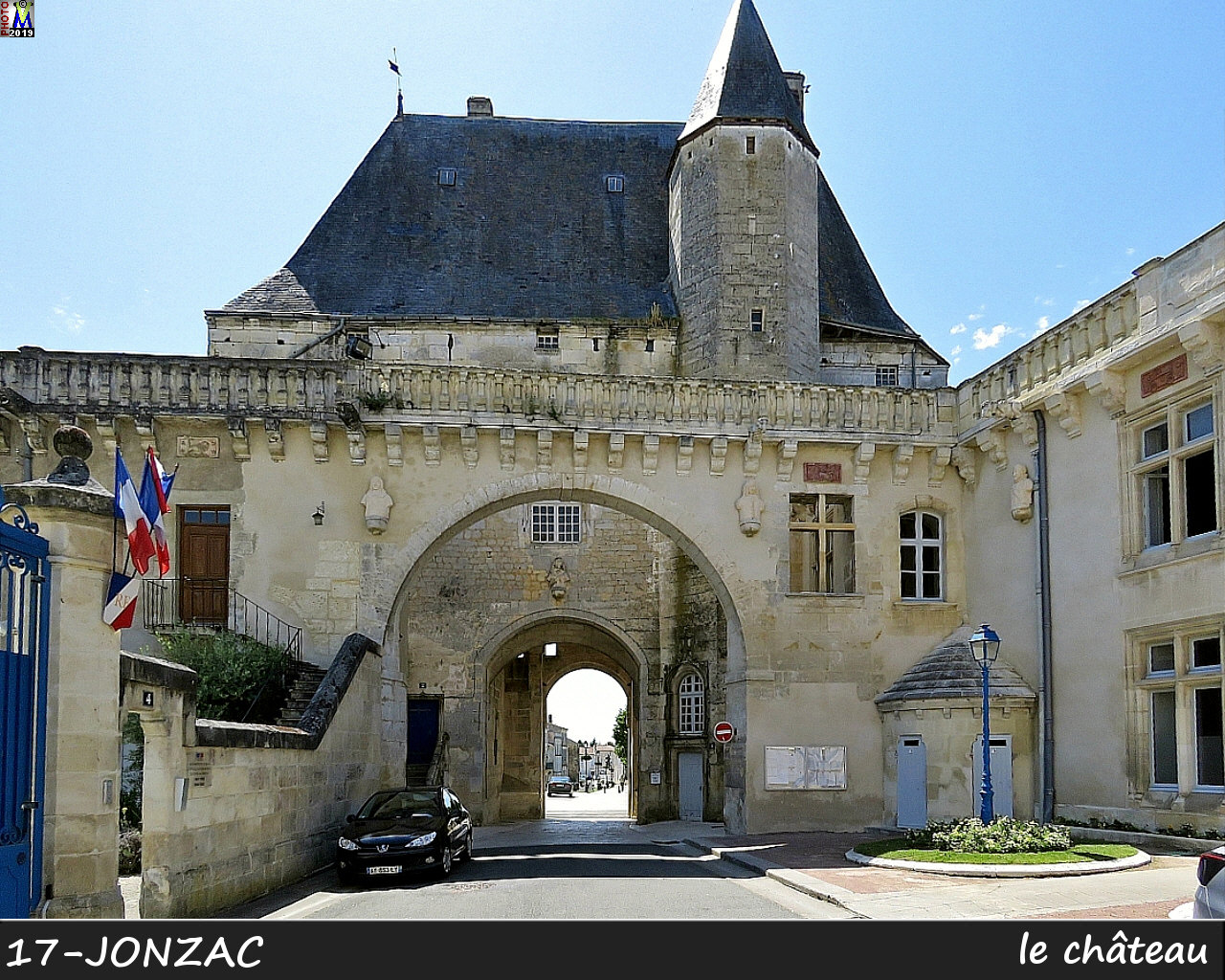 17JONZAC_chateau_122.jpg