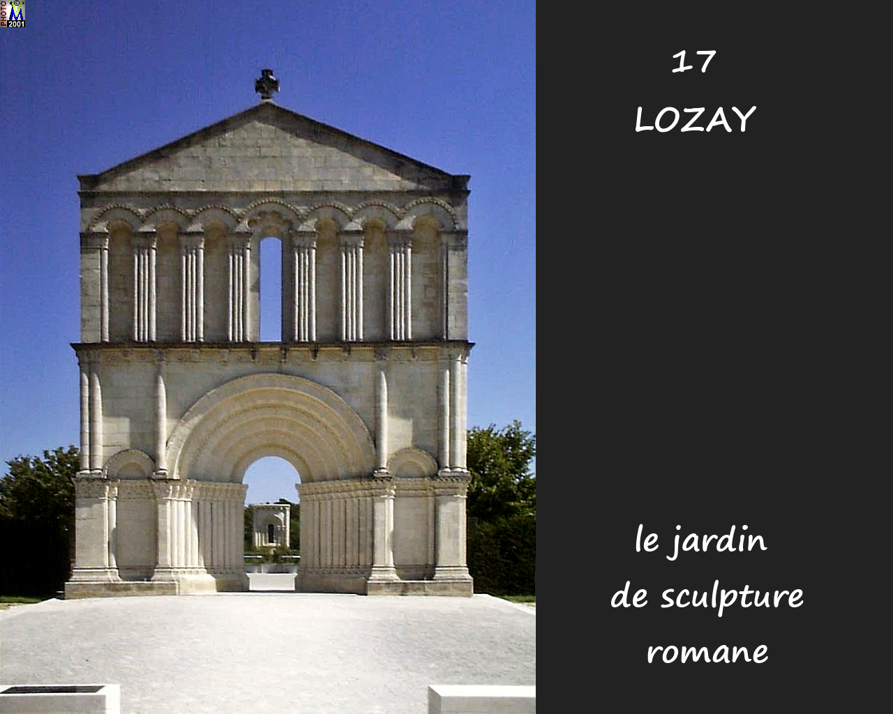 17LOZAY_aireroutiere_100.jpg