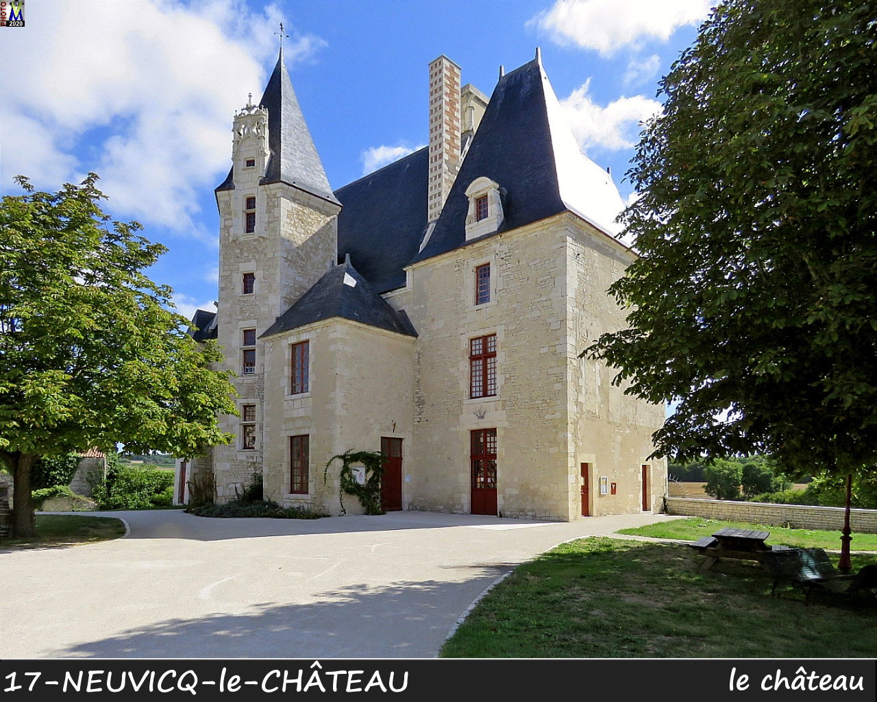 17NEUVICQ-CHATEAU_chateau_1006.jpg