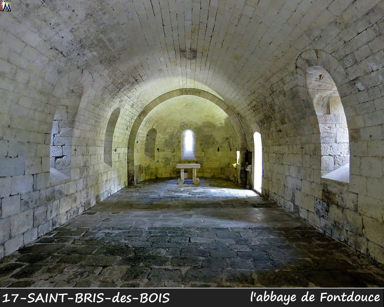 17StBRIS-BOIS_abbaye_1104.jpg