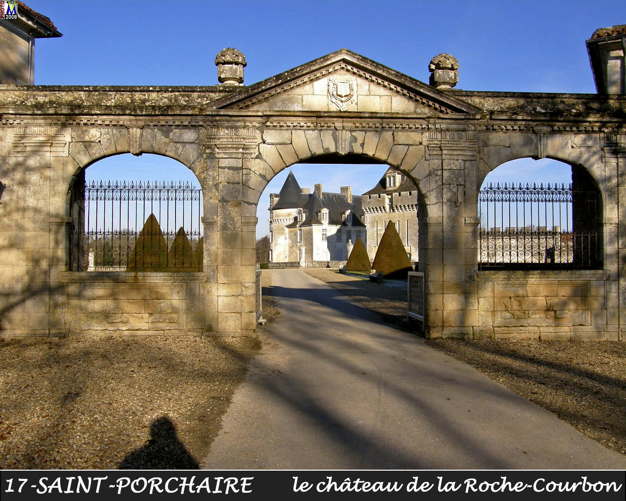 17StPORCHAIRE_chateau_100.jpg