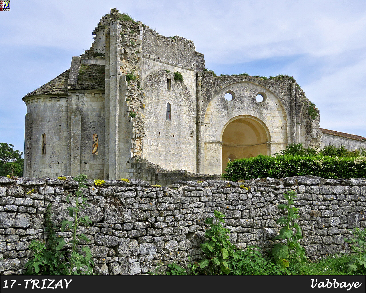 17TRIZAY-abbaye_106.jpg