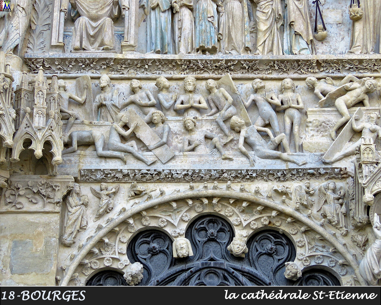 18BOURGES-cathedrale_144.jpg