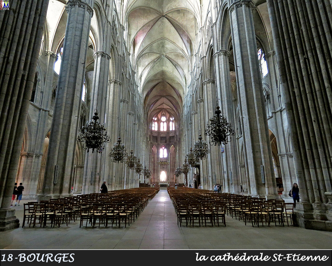 18BOURGES-cathedrale_300.jpg