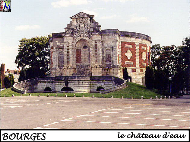 18BOURGES_chateaueau_100.jpg