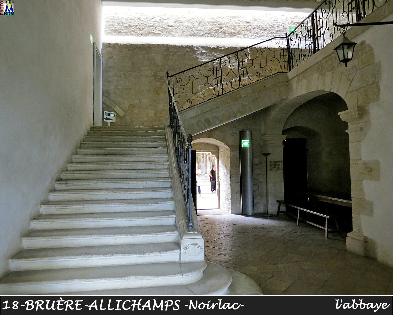 18BRUERE-ALLICHAMPSzNOIRLAC_abbaye_320.jpg