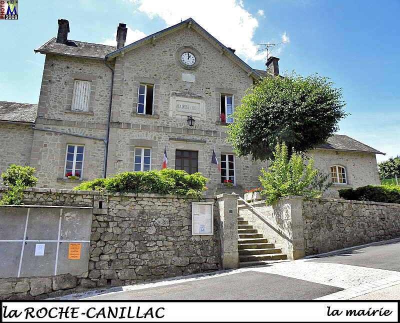 19ROCHE-CANILLAC_mairie_100.jpg