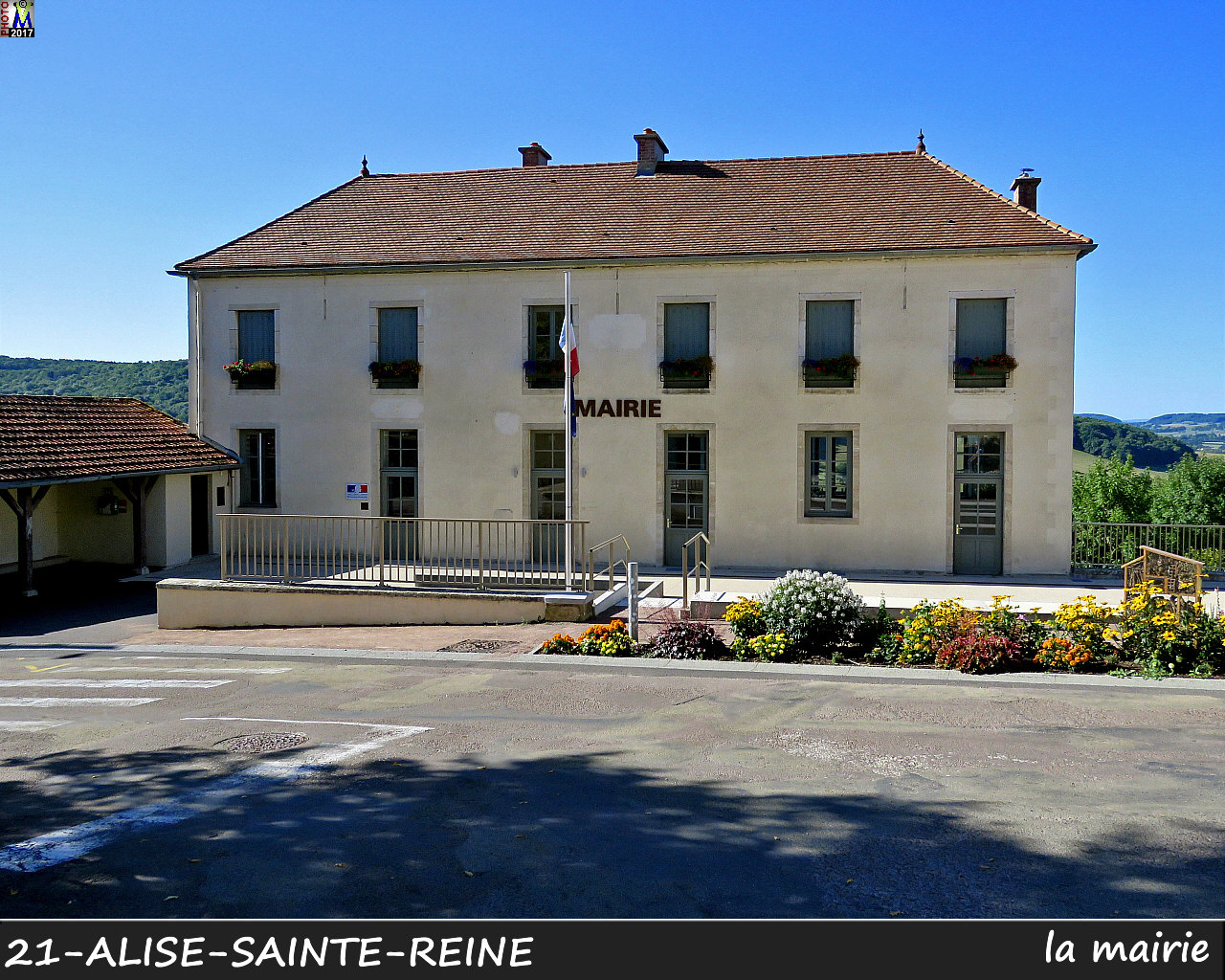 21ALISE-SAINTE-REINE_mairie_1000.jpg