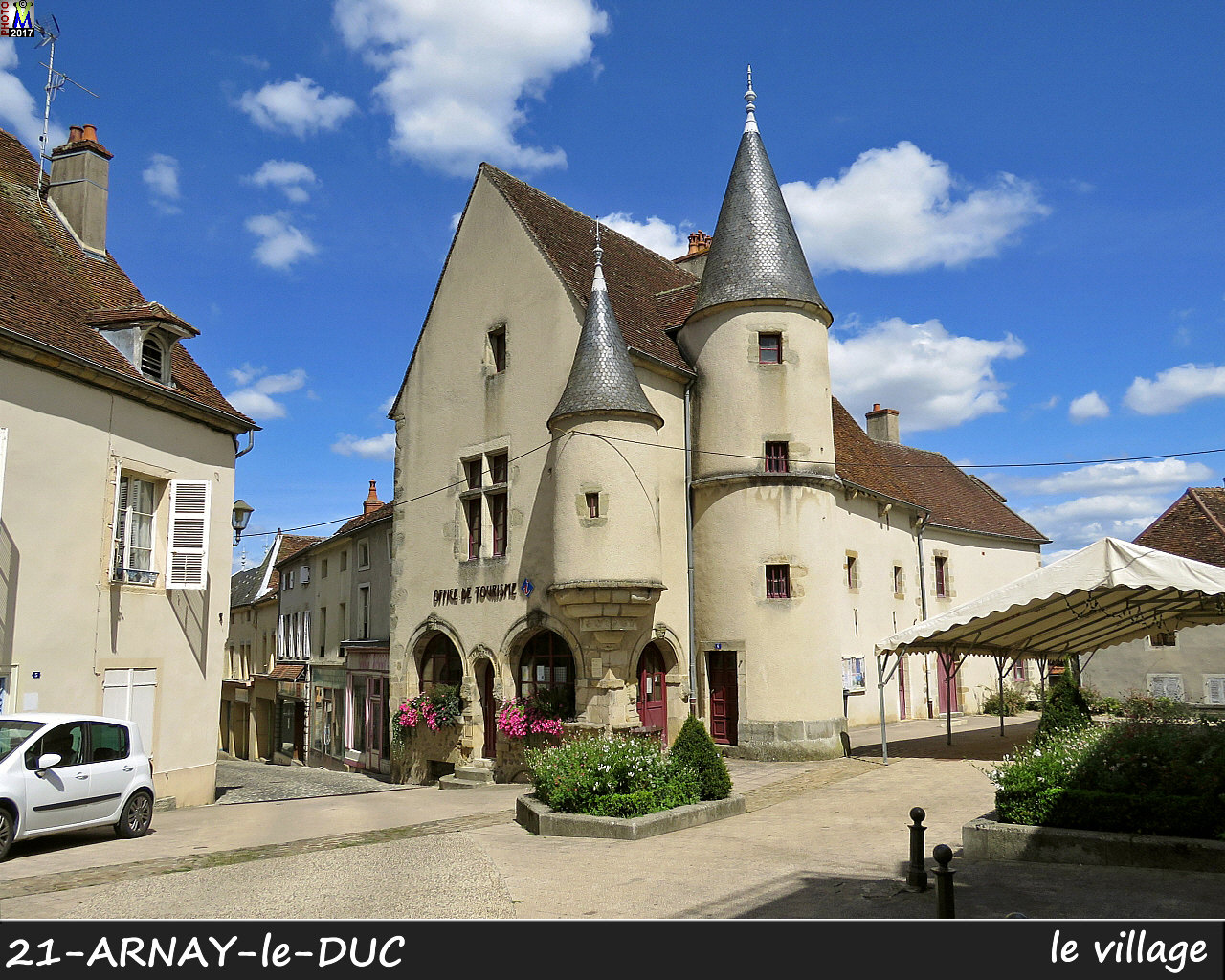 21ARNAY-le-DUC_village_104.jpg