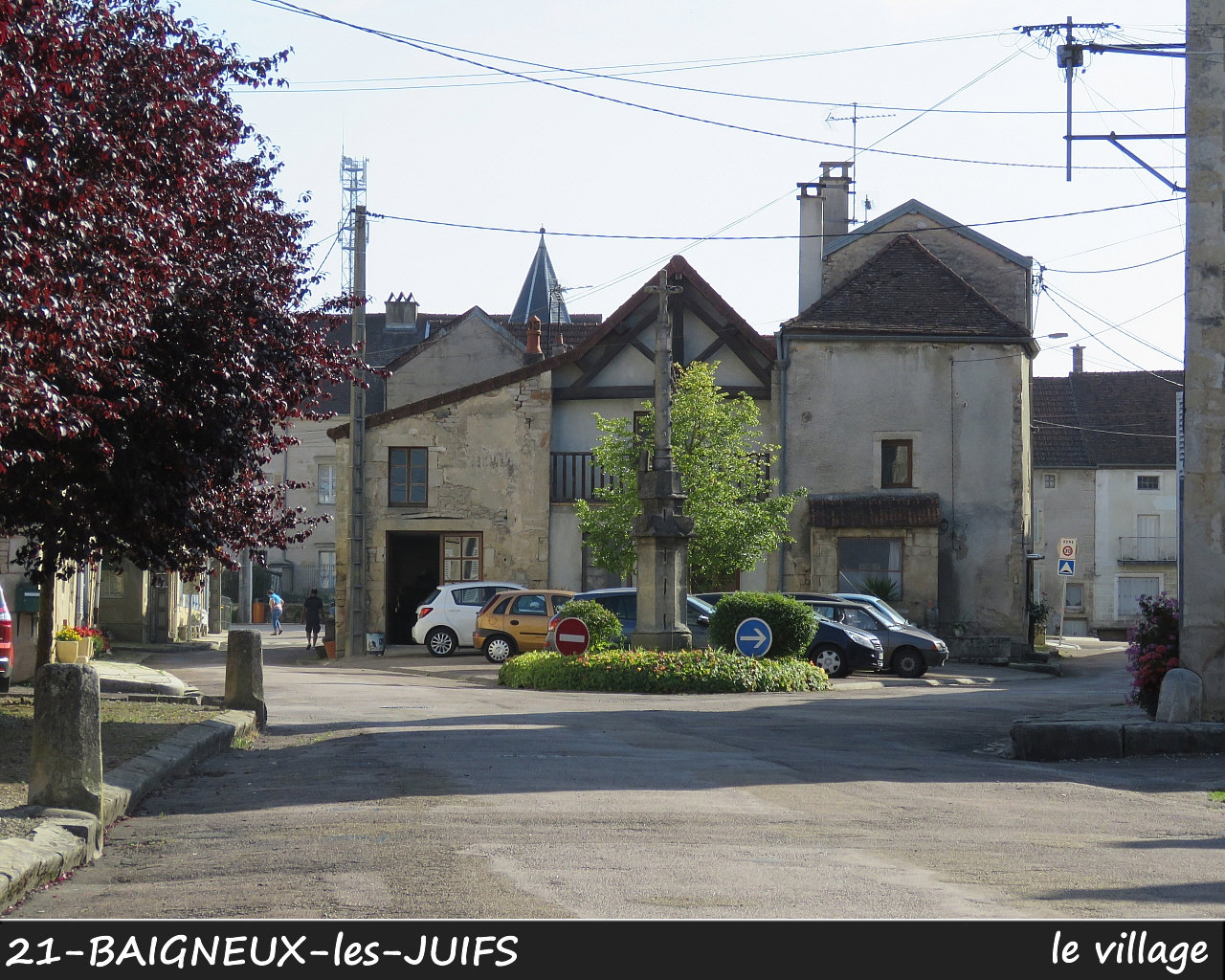 21BAIGNEUX-les-JUIFS_village_100.jpg