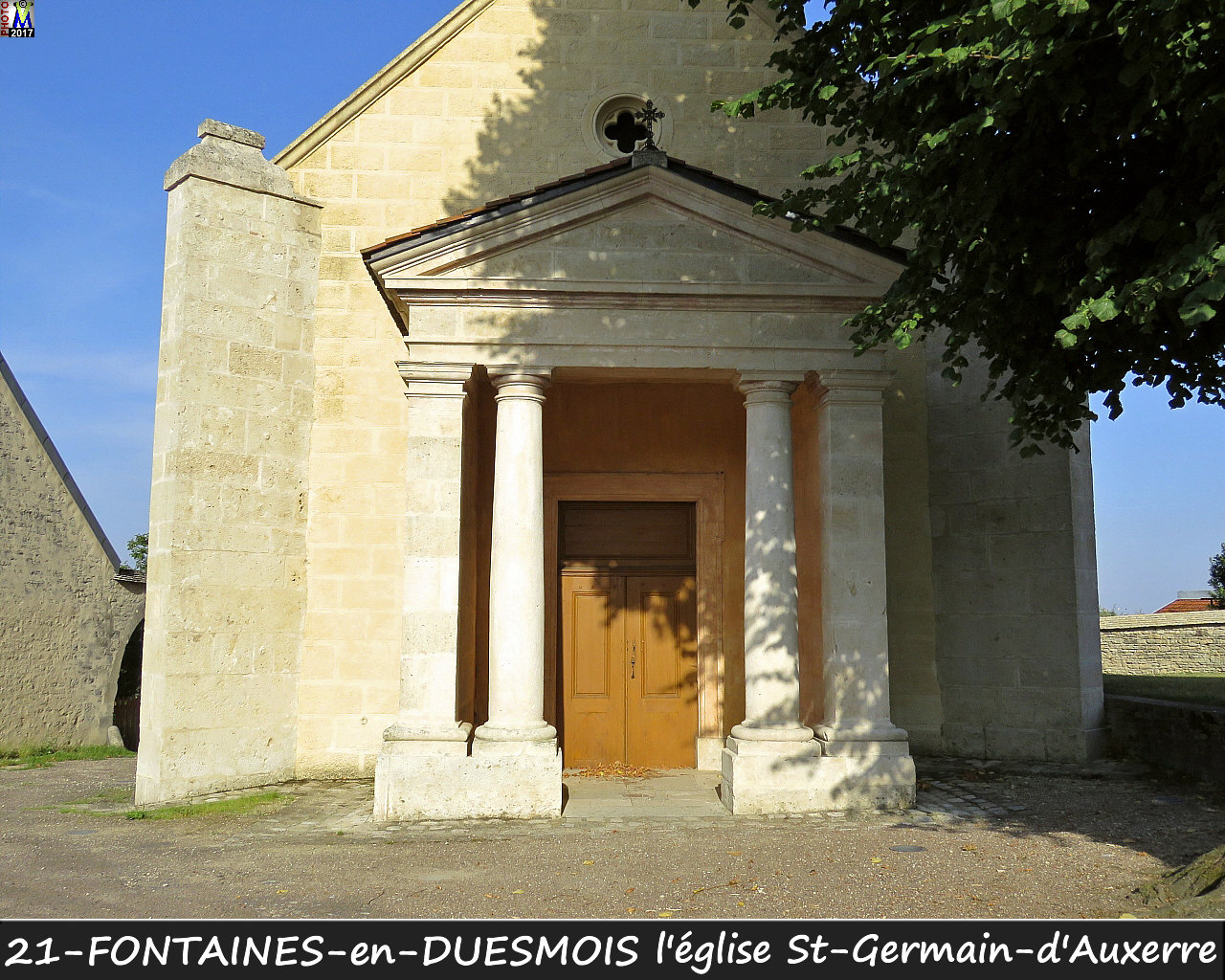 21FONTAINES-DUESMOIS_eglise_102.jpg