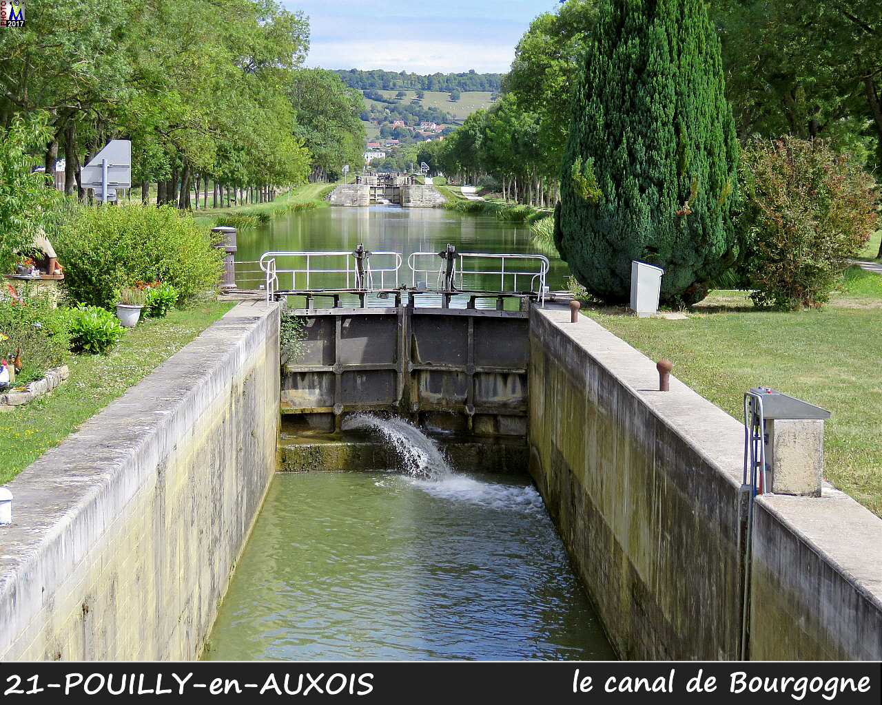 21POUILLY-EN-AUXOIS_canal_106.jpg