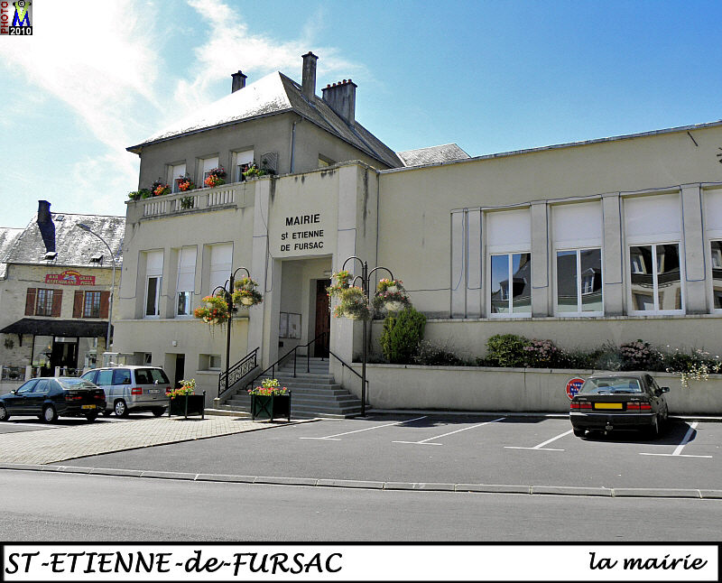 23StETIENNE-FURSAC_mairie_100.jpg