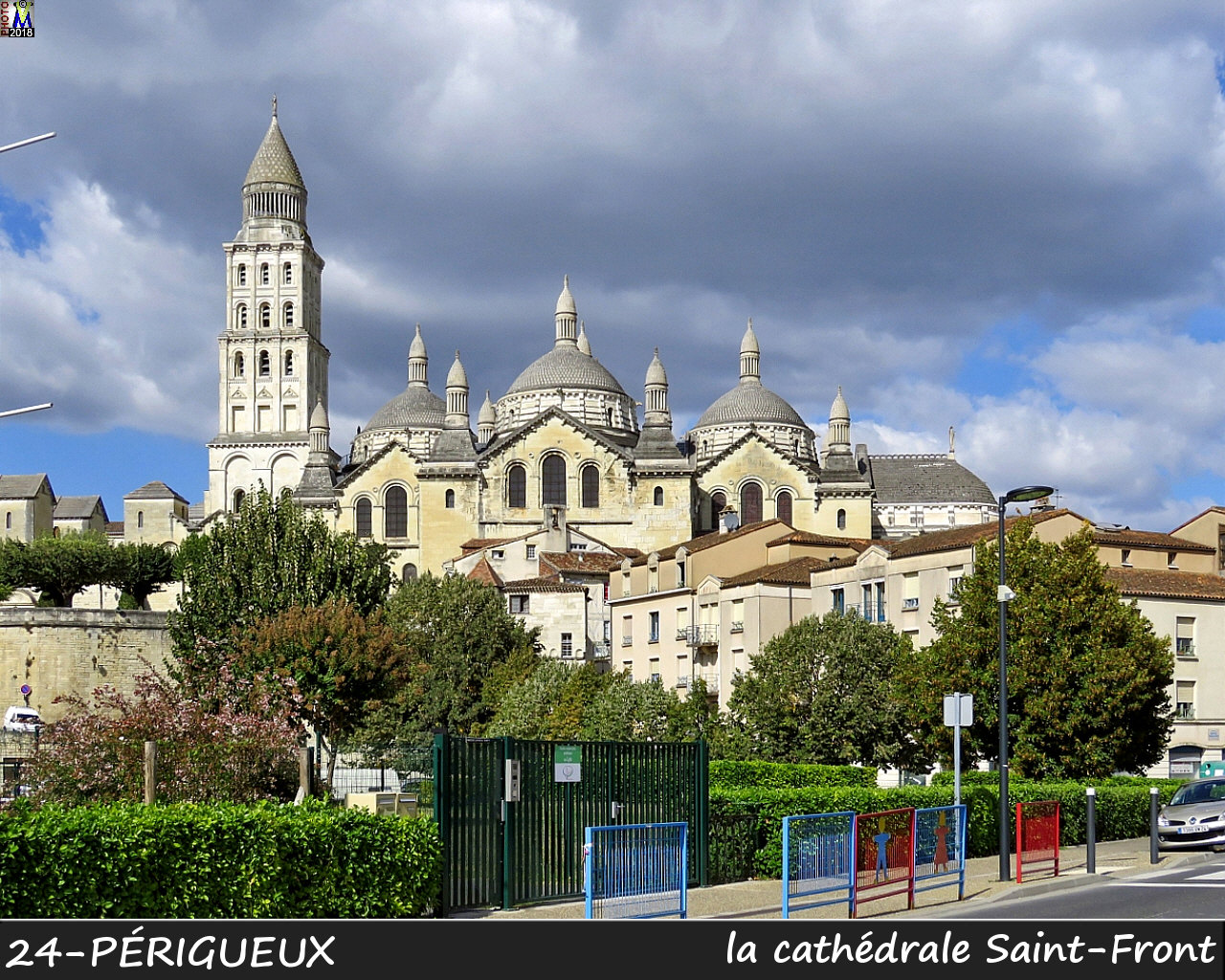 24PERIGUEUX_cathedrale_1000.jpg