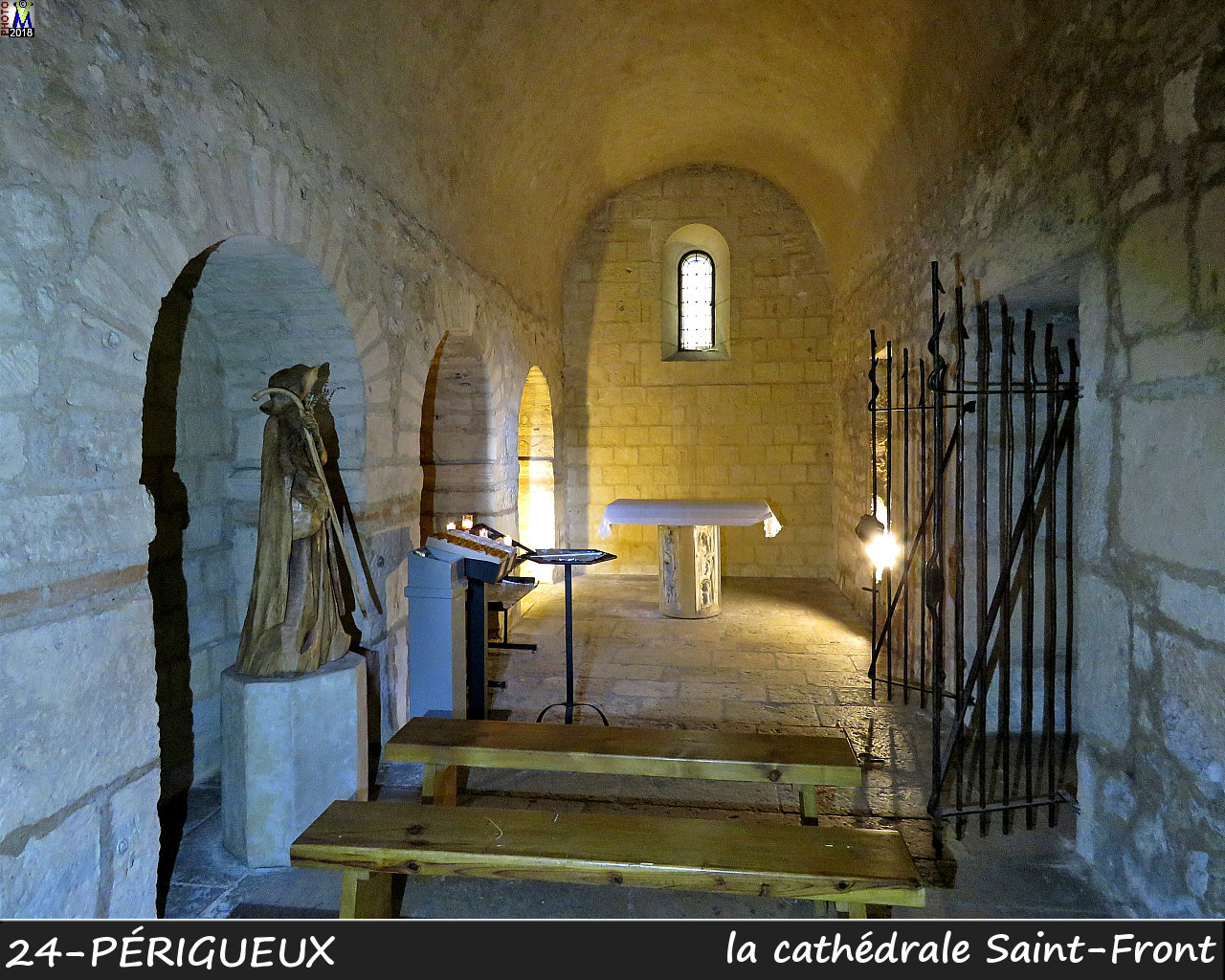 24PERIGUEUX_cathedrale_1184.jpg