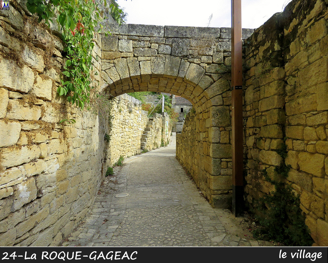 24ROQUE-GAGEAC_village_1042.jpg