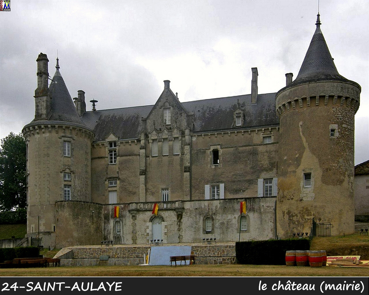 24StAULAYE_chateau_104.jpg