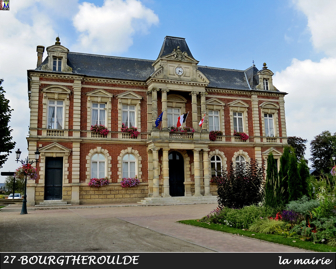 27BOURGTHEROULDE_mairie_100.jpg