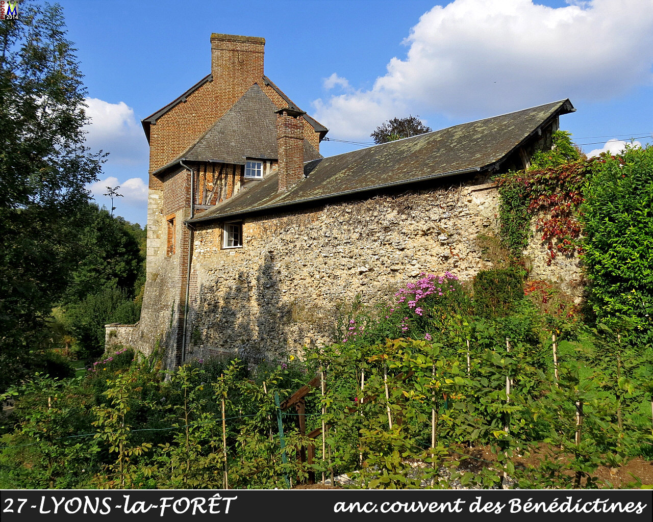 27LYONS-FORET_couvent_100.jpg