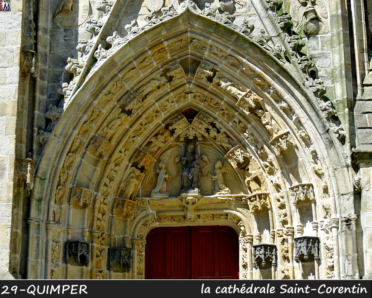 29QUIMPER_cathedrale_132.jpg