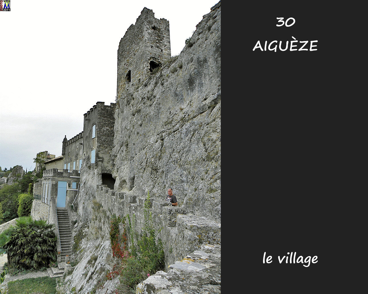 30AIGUEZE_village_126.jpg