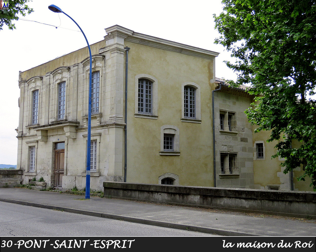 30PONT-SAINT-ESPRIT_maisonRoi_102.jpg