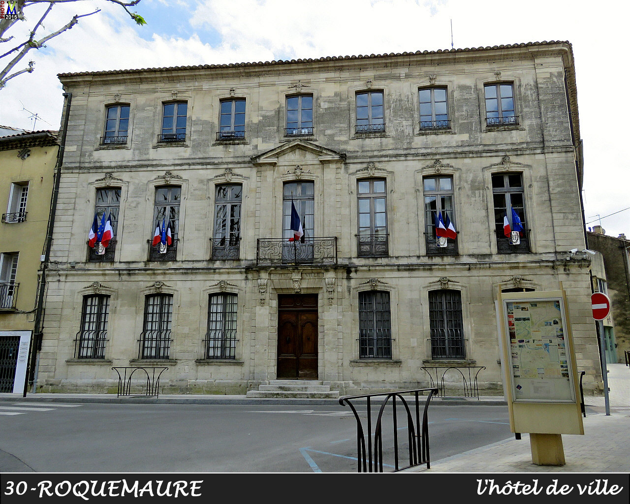 30ROQUEMAURE_mairie_102.jpg