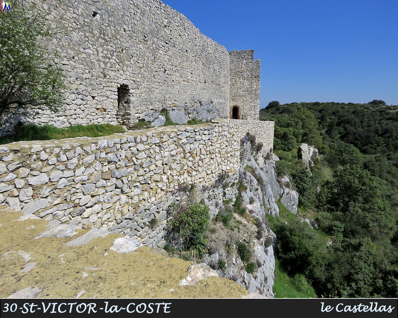 30StVICTOR-COSTE_chateau_106.jpg