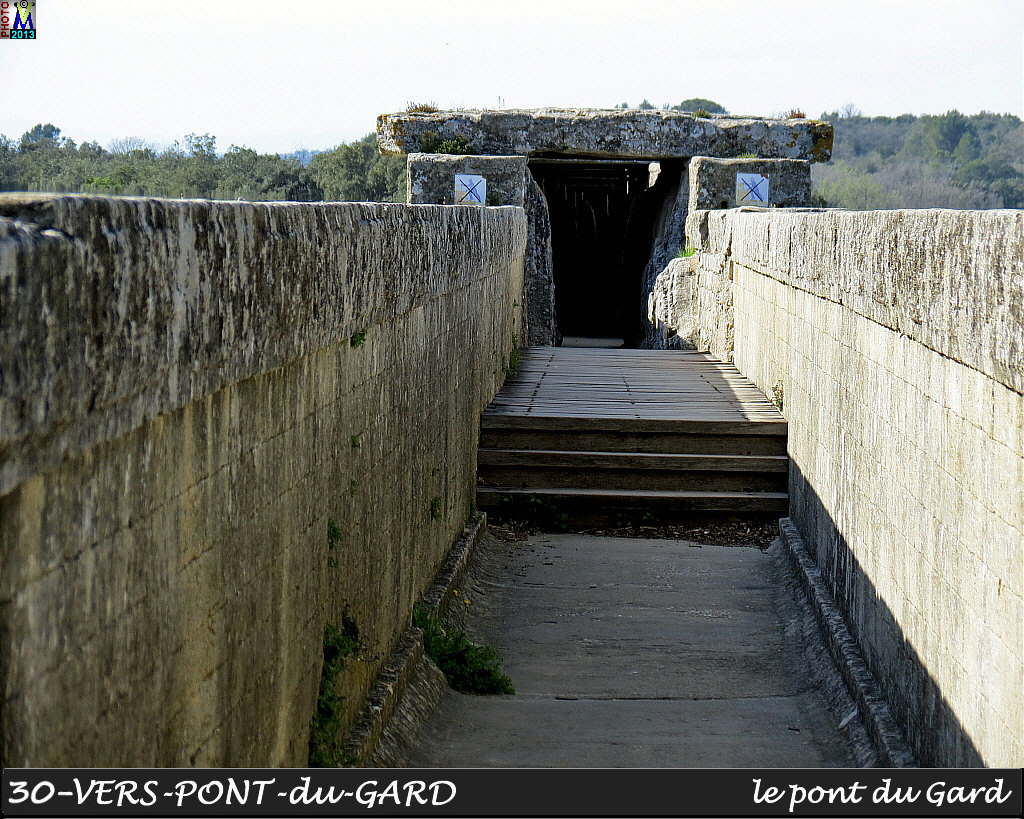 30VERS-PONT-du-GARD_pont_130.jpg