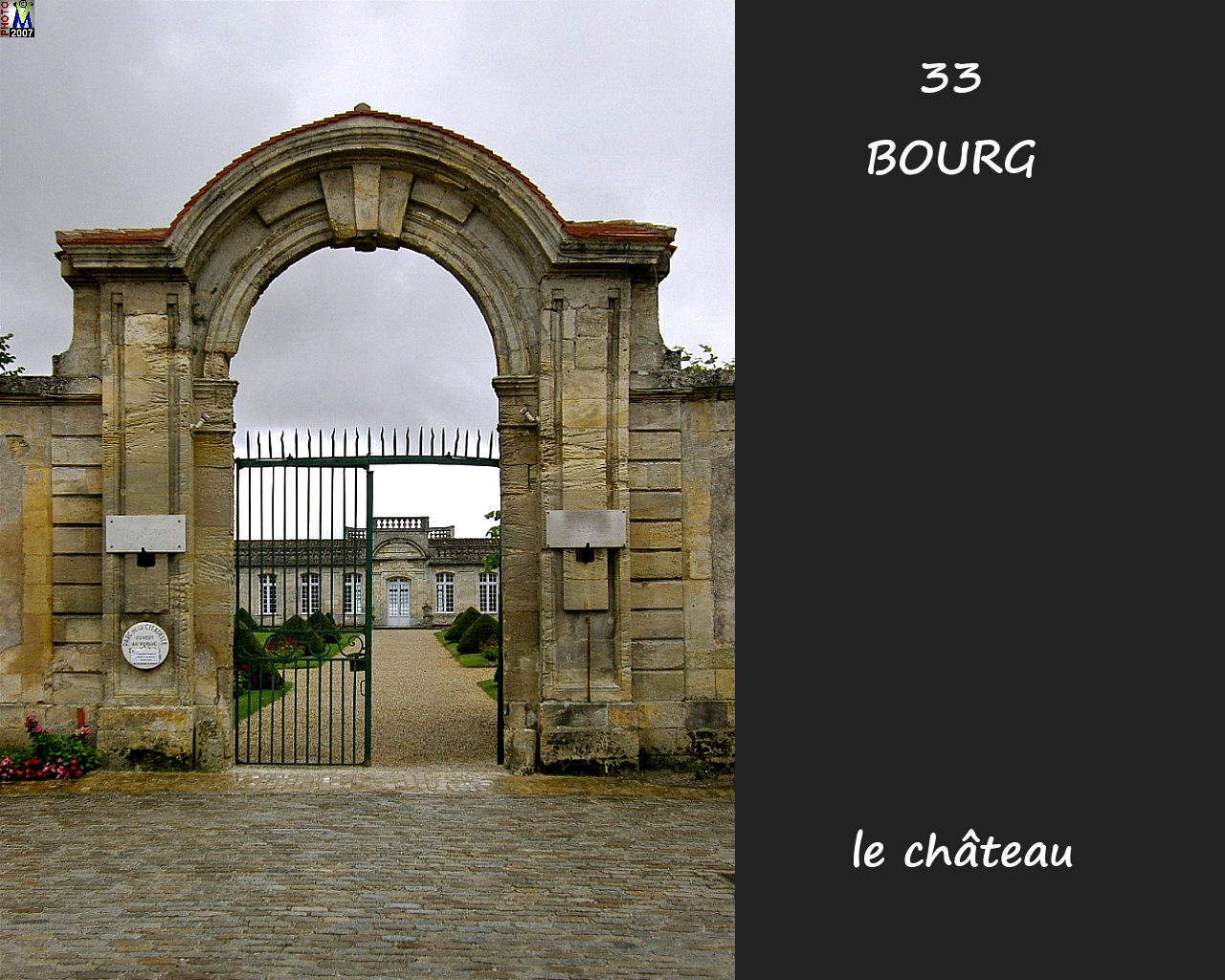 33BOURG_chateau_100.jpg