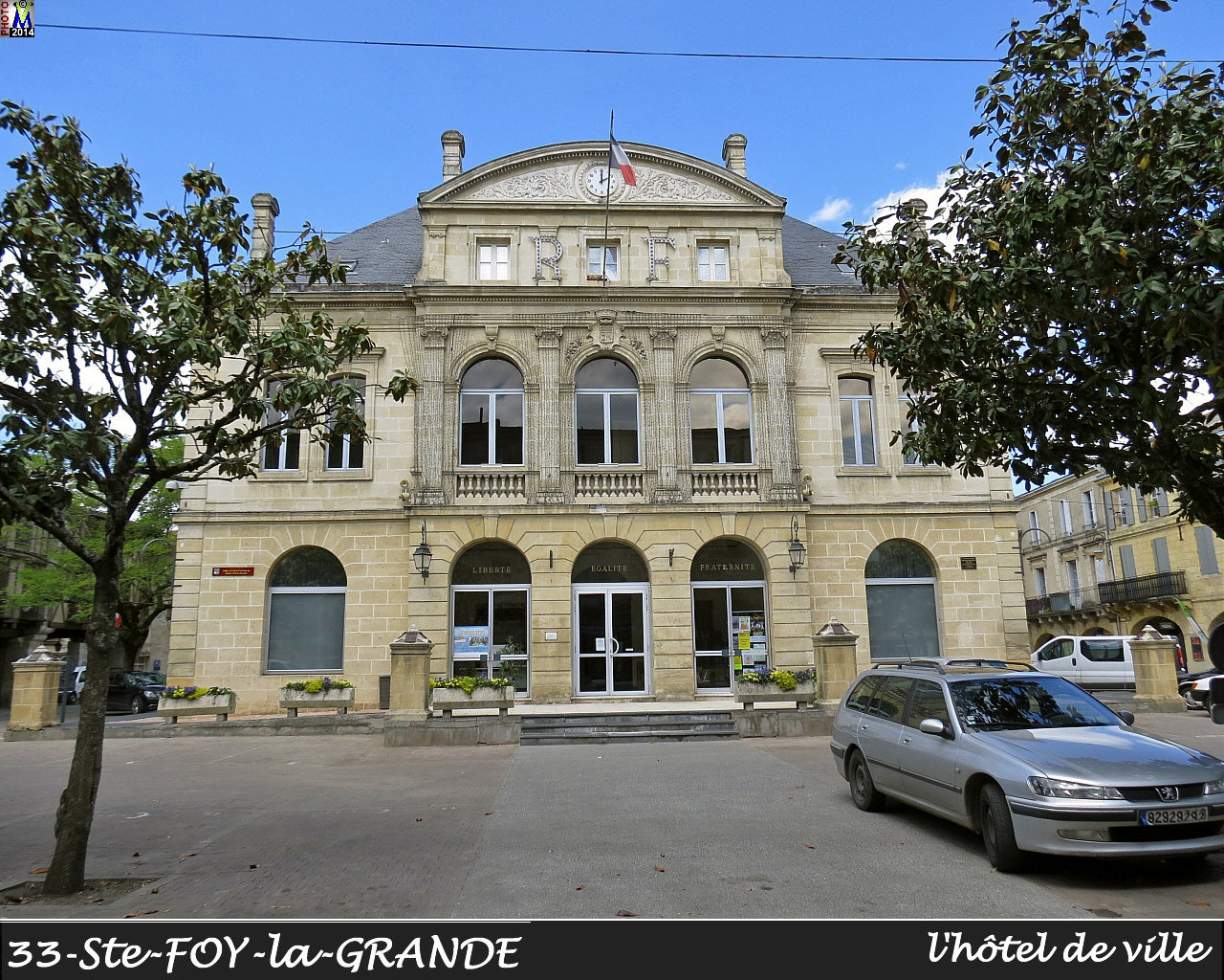 33SteFOY-la-GRANDE_mairie_100.jpg