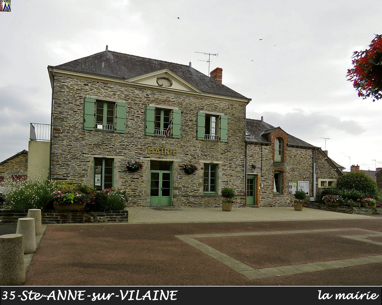 35SteANNE-VILAINE_mairie_100.jpg