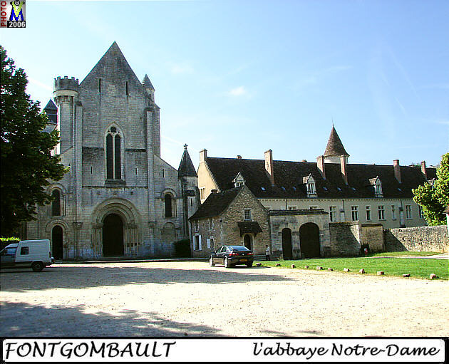 36FONTGOMBAULT Abbaye 100.jpg