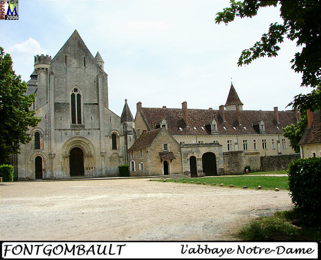 36FONTGOMBAULT Abbaye 102.jpg
