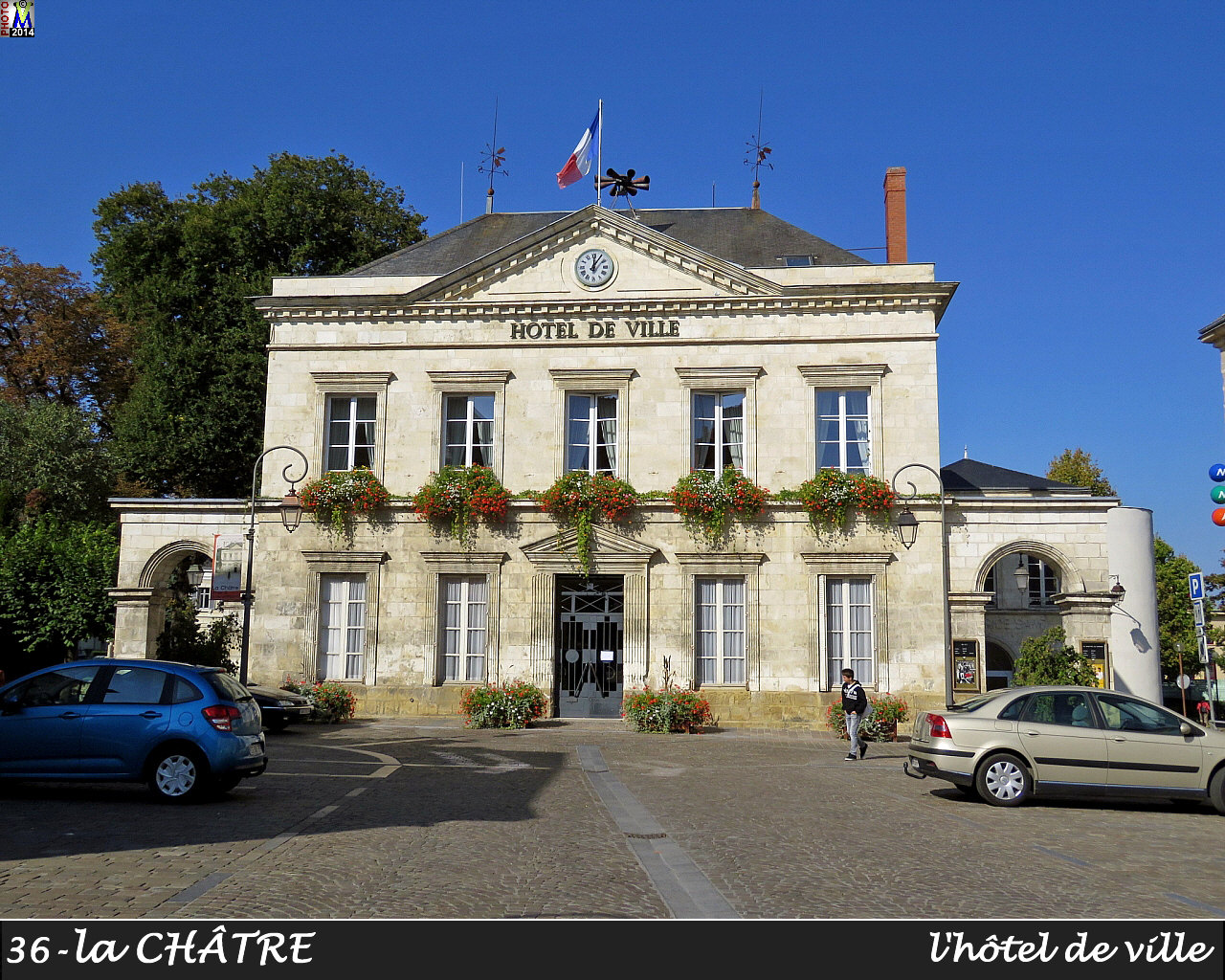36La-CHATRE_mairie_100.jpg
