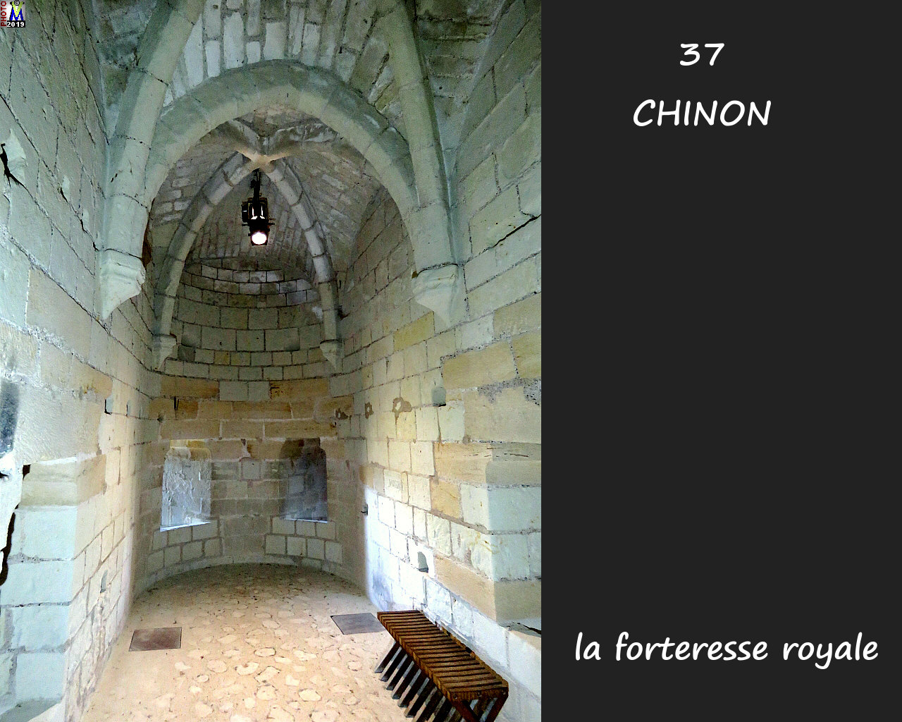37CHINON_chateau_1128.jpg